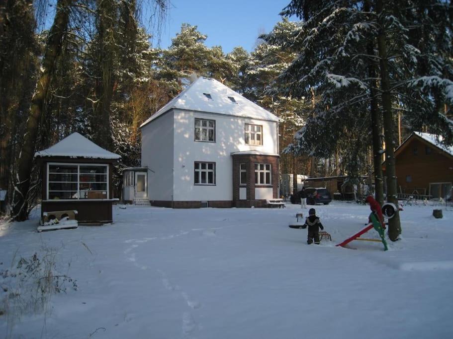 Villa Am See - Naehe Berlin Biesenthal Экстерьер фото
